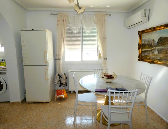 Image No.24-3 Bed Villa / Detached for sale