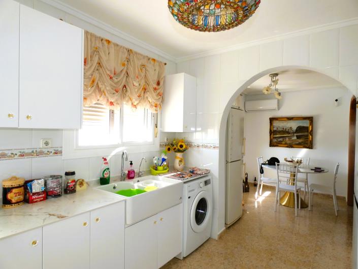 Image No.29-3 Bed Villa / Detached for sale