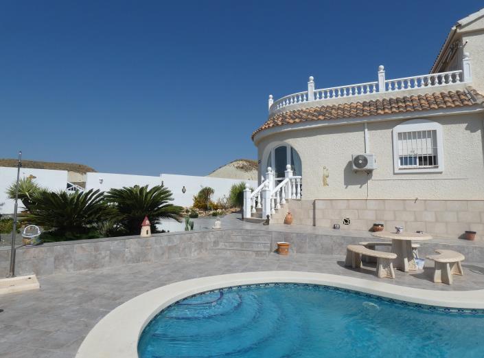 Image No.47-3 Bed Villa / Detached for sale