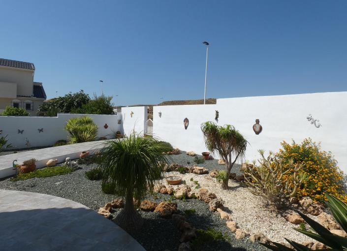 Image No.50-3 Bed Villa / Detached for sale