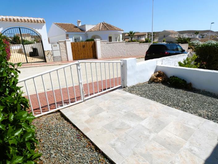 Image No.54-3 Bed Villa / Detached for sale