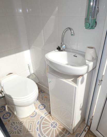 Image No.43-2 Bed Villa / Detached for sale