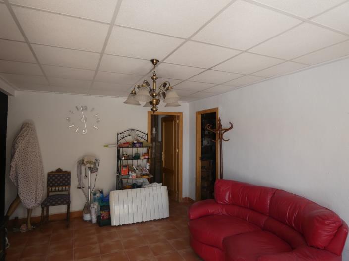 Image No.18-4 Bed Semi-Detached for sale