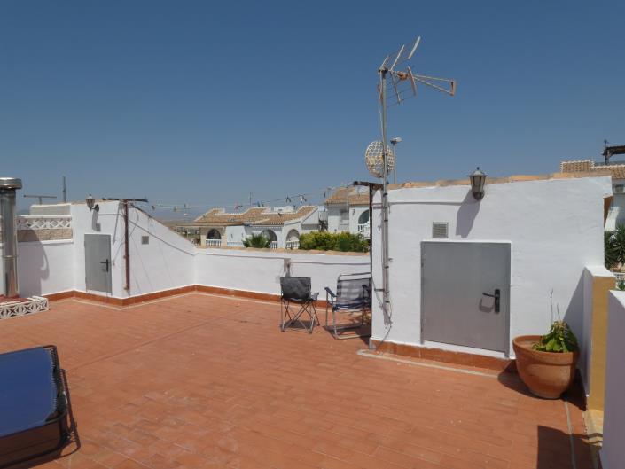 Image No.21-4 Bed Semi-Detached for sale