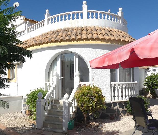 Image No.8-3 Bed Villa / Detached for sale