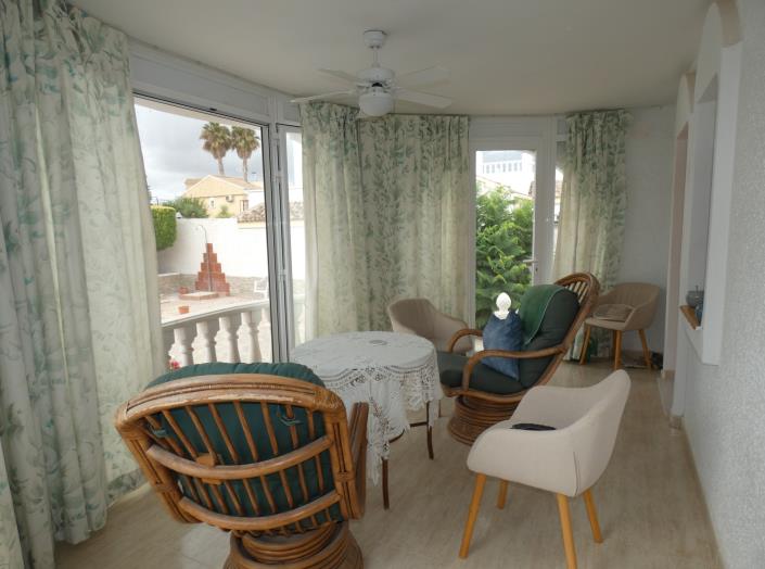 Image No.11-3 Bed Villa / Detached for sale