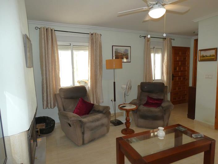 Image No.14-3 Bed Villa / Detached for sale