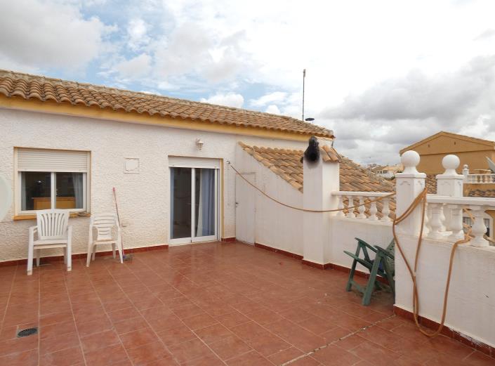 Image No.40-3 Bed Villa / Detached for sale