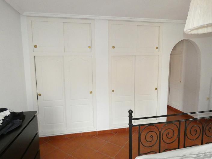 Image No.18-3 Bed Villa / Detached for sale