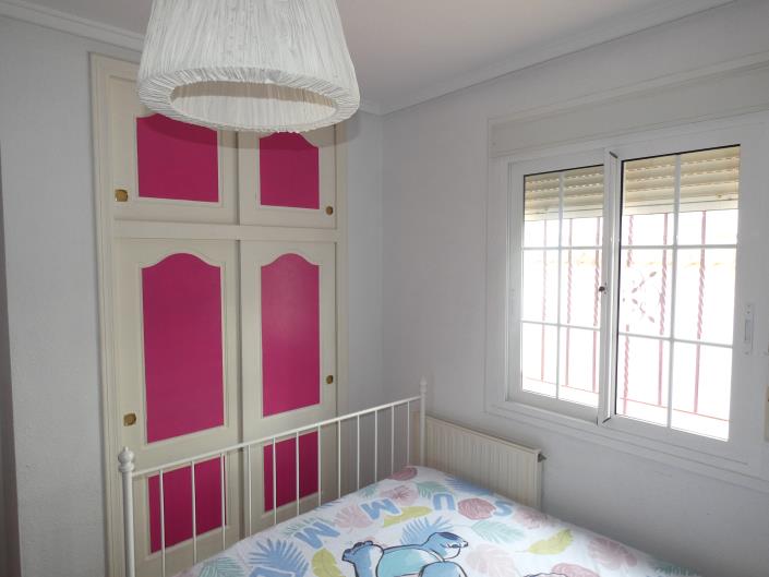 Image No.25-3 Bed Villa / Detached for sale