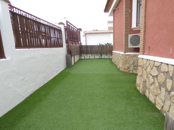 Image No.55-3 Bed Villa / Detached for sale