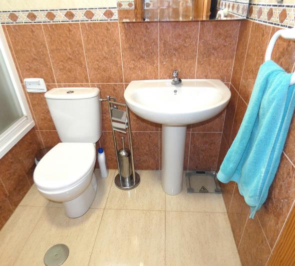 Image No.31-2 Bed Villa / Detached for sale