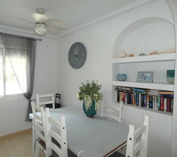 Image No.33-2 Bed Villa / Detached for sale