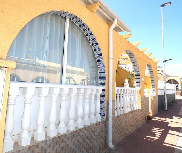 Image No.52-3 Bed Semi-Detached for sale