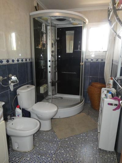 Image No.15-4 Bed Villa / Detached for sale