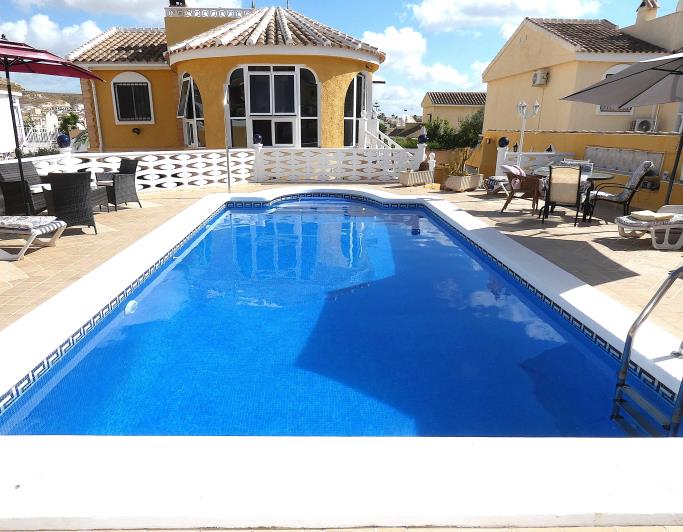 Image No.58-4 Bed Villa / Detached for sale