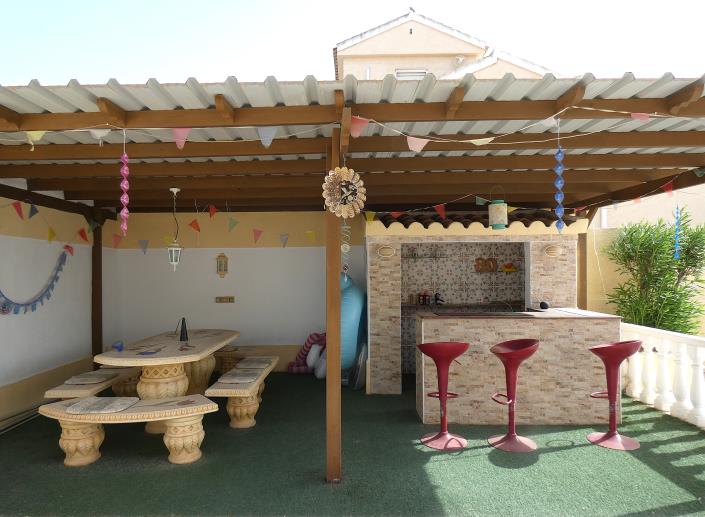 Image No.37-5 Bed Villa / Detached for sale