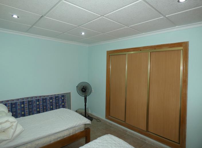 Image No.49-5 Bed Villa / Detached for sale