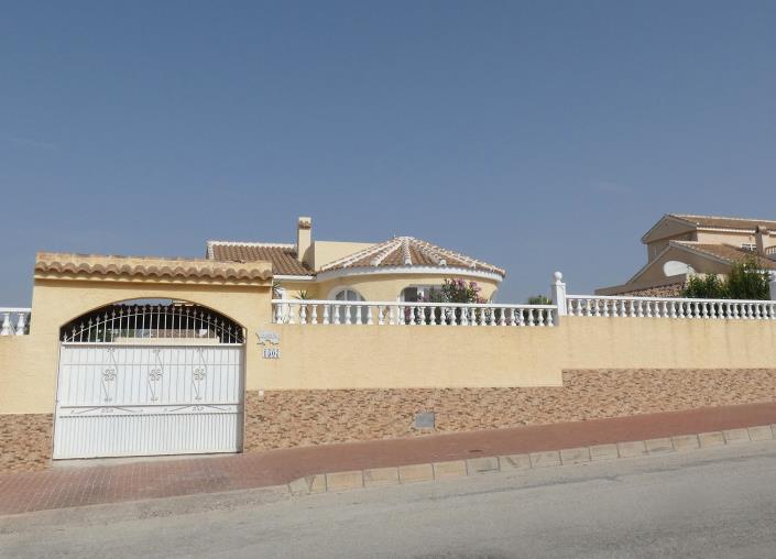 Image No.59-5 Bed Villa / Detached for sale