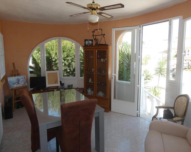 Image No.9-3 Bed Villa / Detached for sale