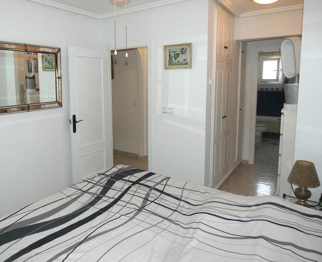 Image No.17-3 Bed Villa / Detached for sale