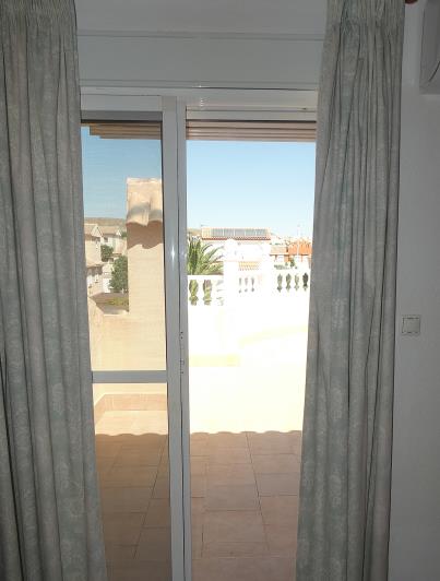 Image No.36-3 Bed Villa / Detached for sale