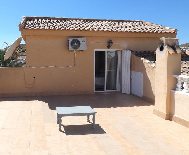 Image No.39-3 Bed Villa / Detached for sale