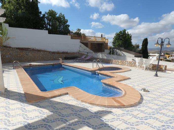 Image No.41-4 Bed Villa / Detached for sale