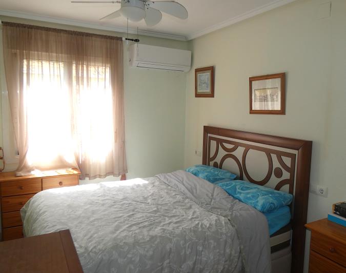 Image No.29-2 Bed Villa / Detached for sale