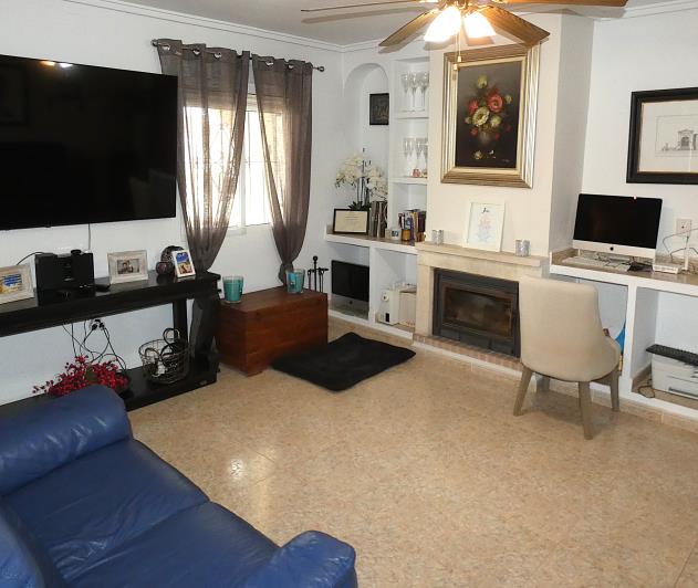 Image No.13-3 Bed Villa / Detached for sale