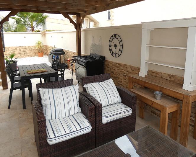 Image No.53-3 Bed Villa / Detached for sale