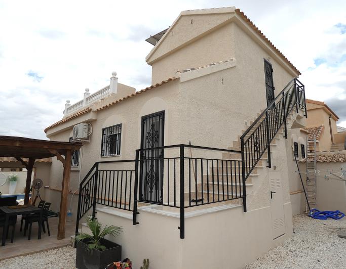 Image No.60-3 Bed Villa / Detached for sale