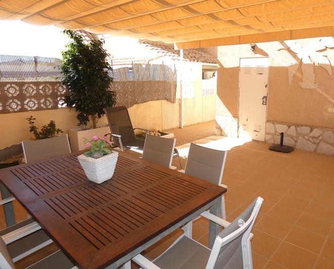 Image No.35-3 Bed Villa / Detached for sale