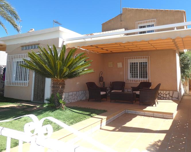 Image No.47-3 Bed Villa / Detached for sale