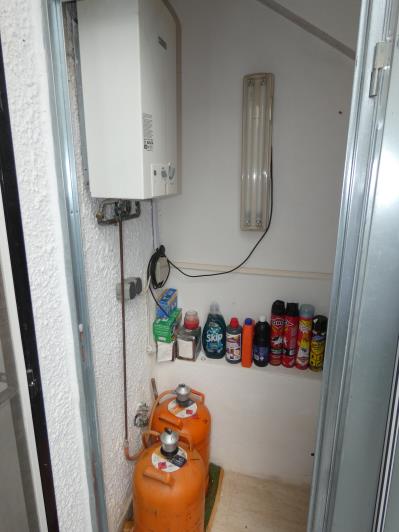 Image No.40-2 Bed Semi-Detached for sale