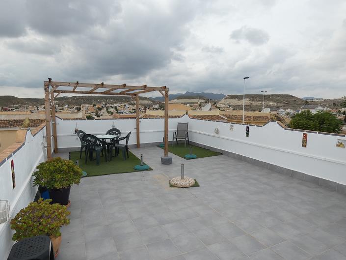 Image No.43-2 Bed Semi-Detached for sale