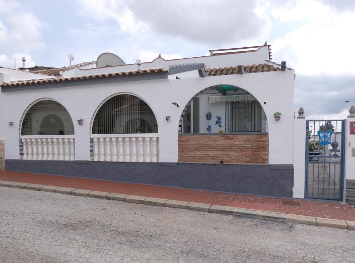 Image No.50-2 Bed Semi-Detached for sale