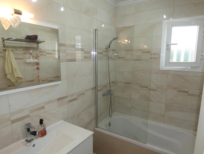 Image No.26-3 Bed Villa / Detached for sale