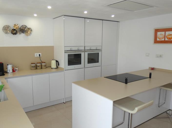 Image No.33-3 Bed Villa / Detached for sale