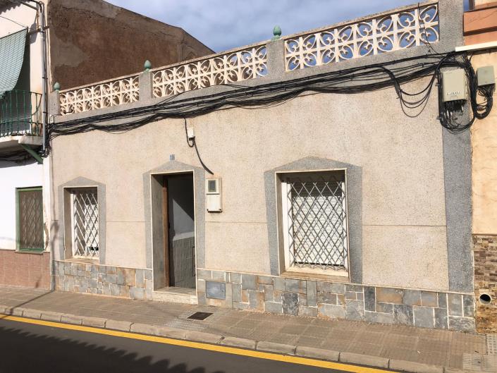 Image No.4-3 Bed House for sale