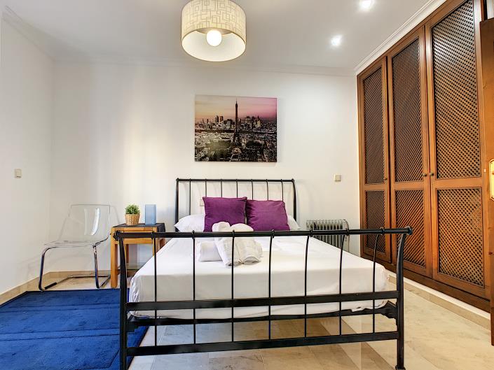 Image No.25-2 Bed Townhouse for sale