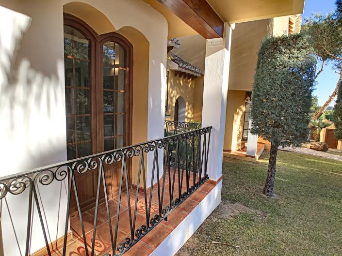 Image No.30-2 Bed Townhouse for sale