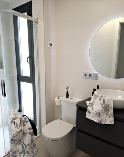 Image No.2-3 Bed Villa for sale