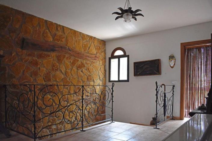 Image No.3-3 Bed Country House for sale