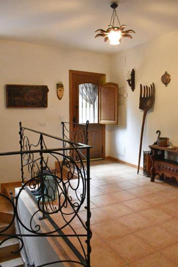 Image No.8-3 Bed Country House for sale