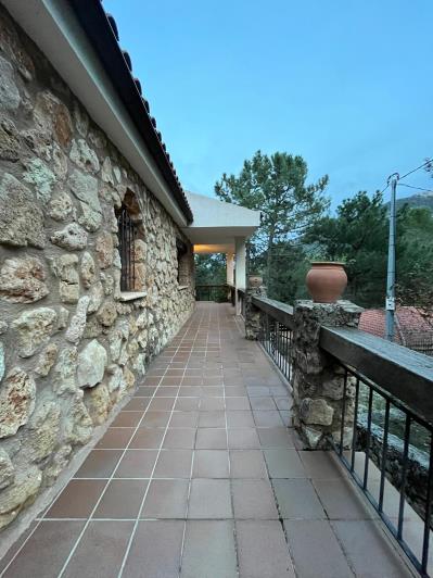 Image No.14-3 Bed Country House for sale