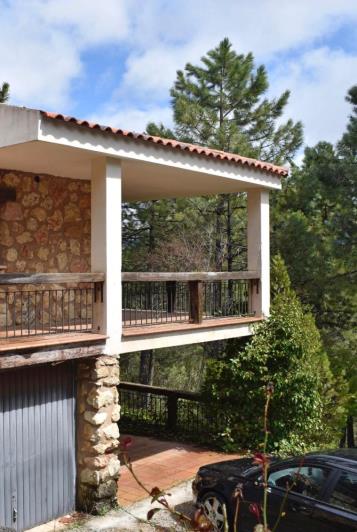 Image No.15-3 Bed Country House for sale