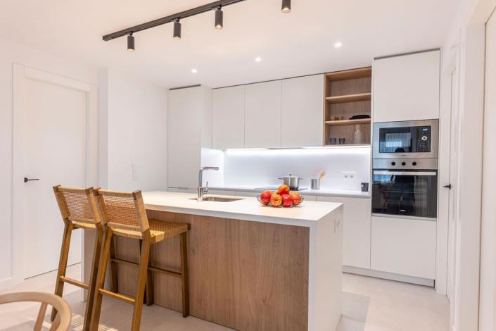 Image No.4-3 Bed Apartment for sale