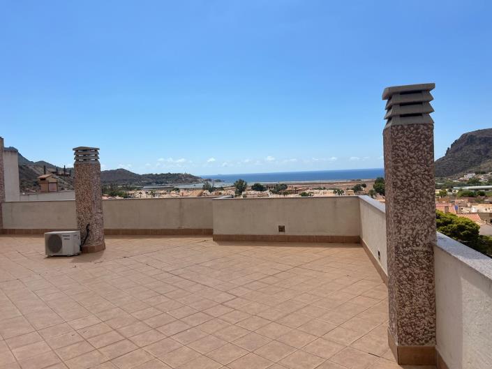 Image No.20-3 Bed Apartment for sale