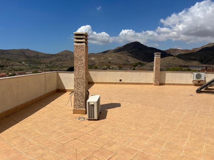 Image No.25-3 Bed Apartment for sale